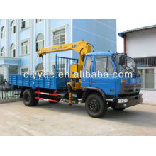 XCMG 5 ton truck with Crane